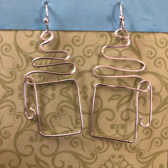 Elegant wire Art Jewelry - Silver coffee cup earrings Elegant wire Art Jewelry - Silver coffee cup earrings